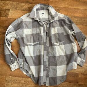 Aerie Gray and White Plaid Women's Button-Down Shirt